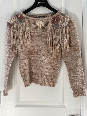 Mariea Kim Petite Knit Sweater Beige Floral Appliqué Fringe Details Medium Made